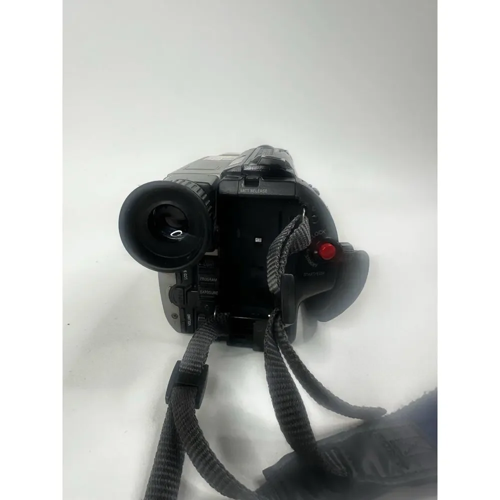 Sony Handycam Vision CCD-TRV36 NTSC Hi8 NightShot Camcorder WORKS Needs Battery
